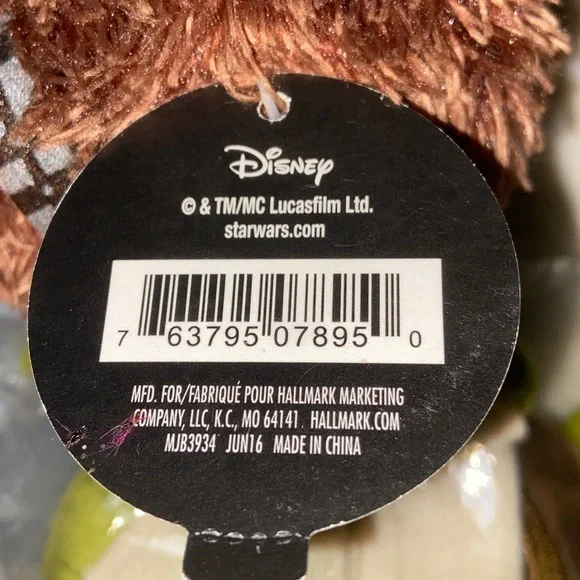 STAR WARS PLUSH CHARACTERS Darth Vader, Chewbacca and Yoda ALL NEW - Picture 2 of 4